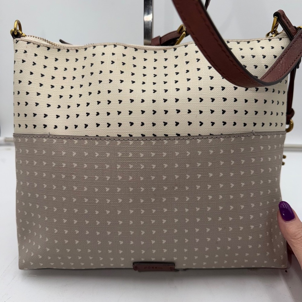Fossil Crossbody Bag Heart Print Coated Canvas Cream Taupe Leather Trim ZB7268 - Picture 8 of 13